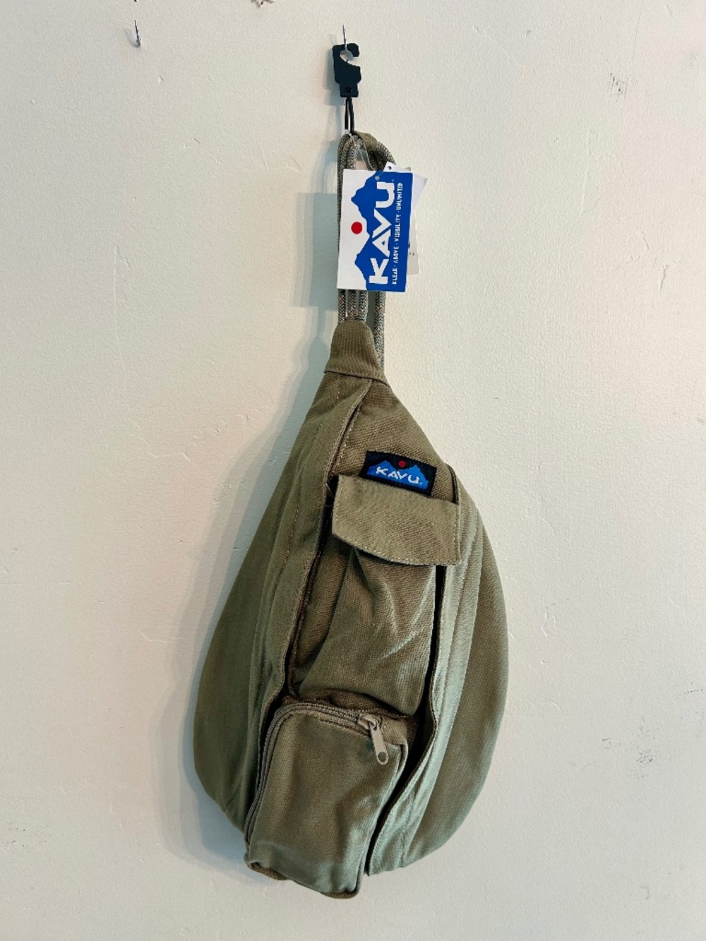 NWT Green KAVU Mini Rope Sling Bag
